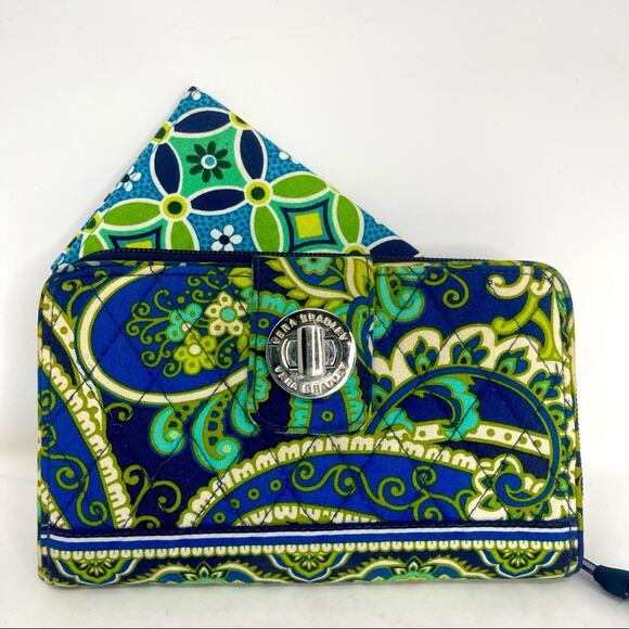 Vera Bradley Wallet Organizer and Check Book - Picture 10 of 13
